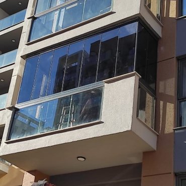Kepez Cam Balkon